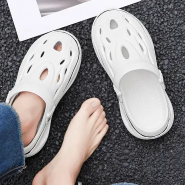 ROYAL RELAX RAINY SLIPPERS